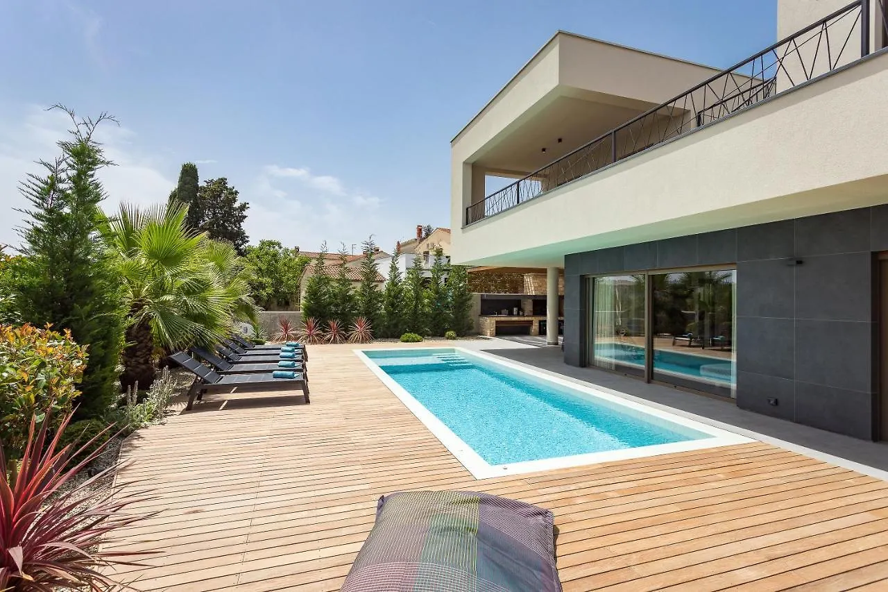 Luxury Villa One Way Banjole 0*,