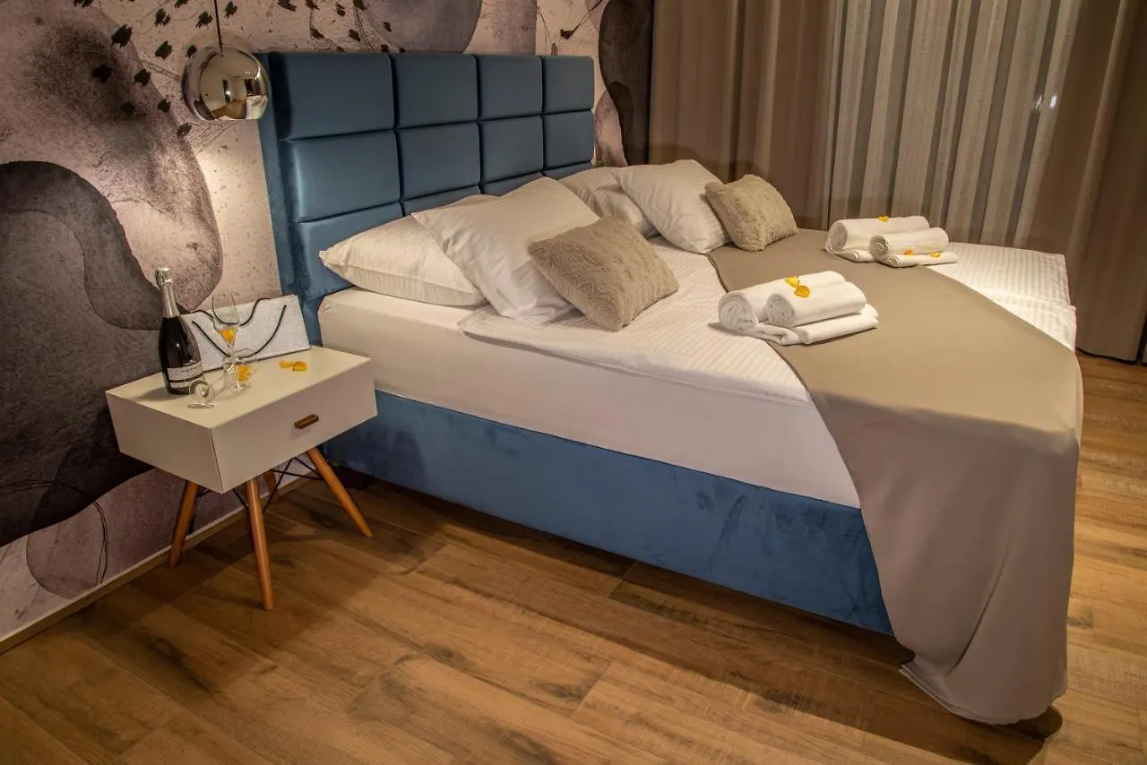 Luxury Villa One Way Banjole