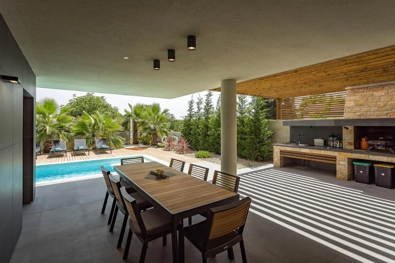 Luxury Villa One Way Banjole